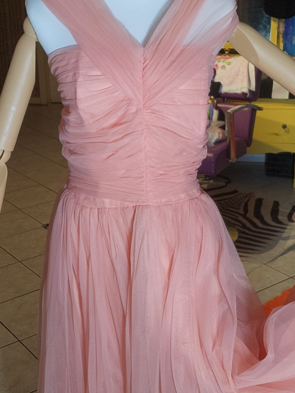 50s VTG Pink Tulle Party Dress - Sleeveless V-Neck